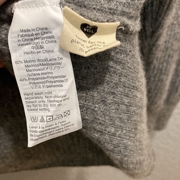 MADEWELL Lyle Rib Henley gray Sweater MA741, size Medium, NWOT - Picture 10 of 11